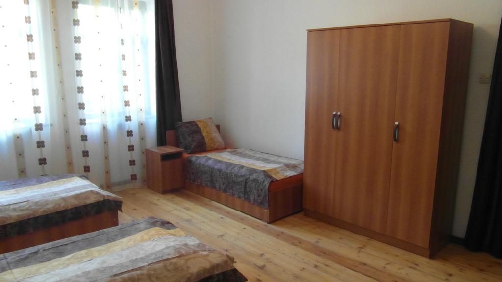 Gvirilas Sakhli Guest House Khashuri 部屋 写真